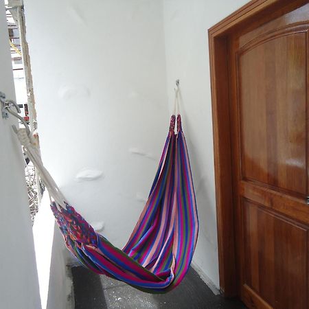 Albergue Galapagos Native Puerto Ayora  Exterior foto