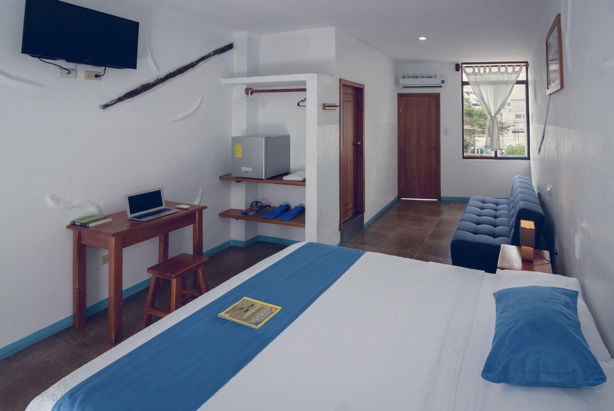 Albergue Galapagos Native Puerto Ayora  Exterior foto