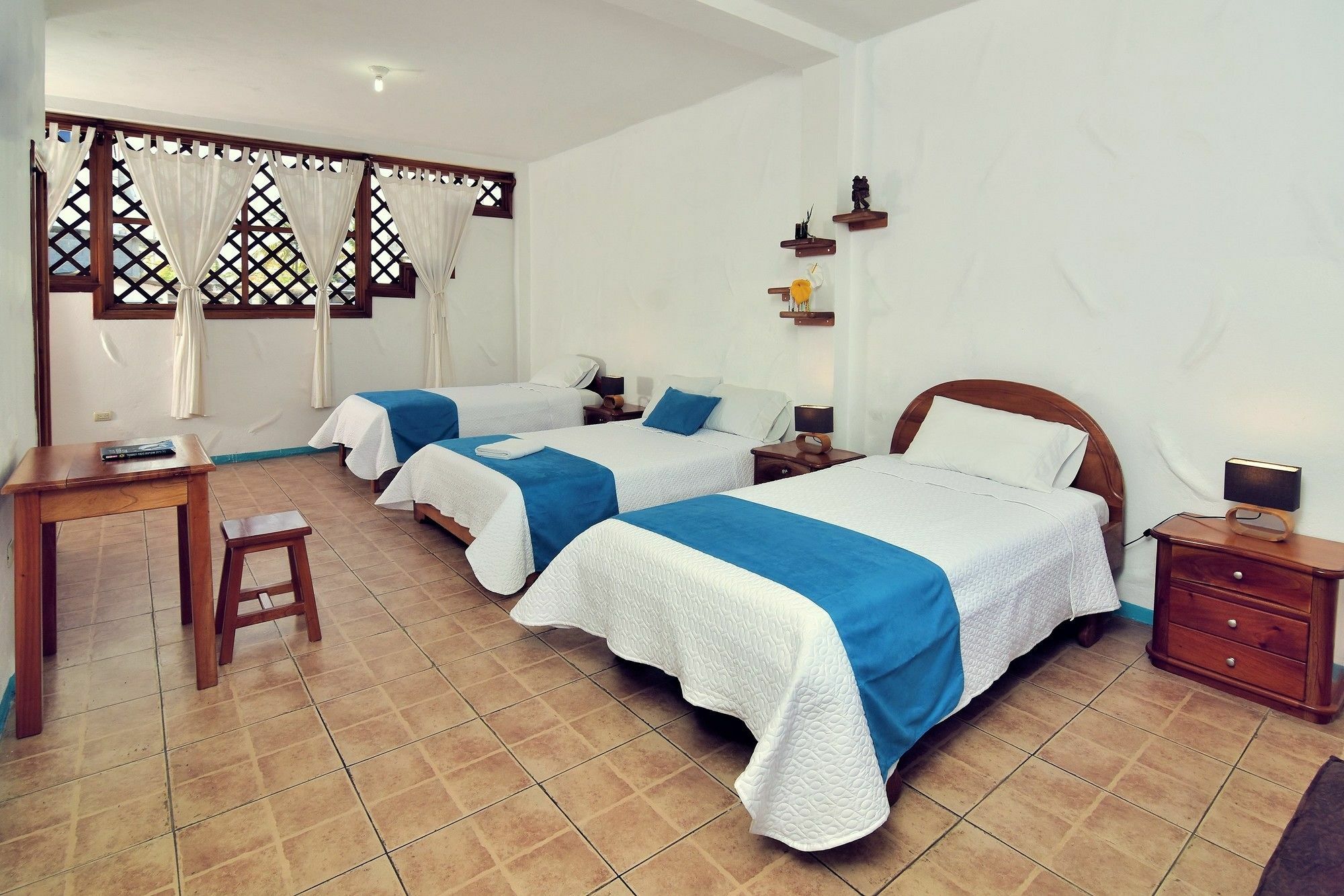 Albergue Galapagos Native Puerto Ayora  Exterior foto